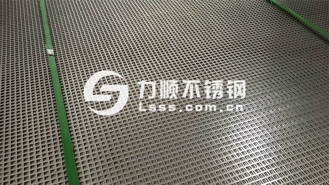 不锈钢方孔板,不锈钢冲孔板,不锈钢多孔板,304不锈钢网板